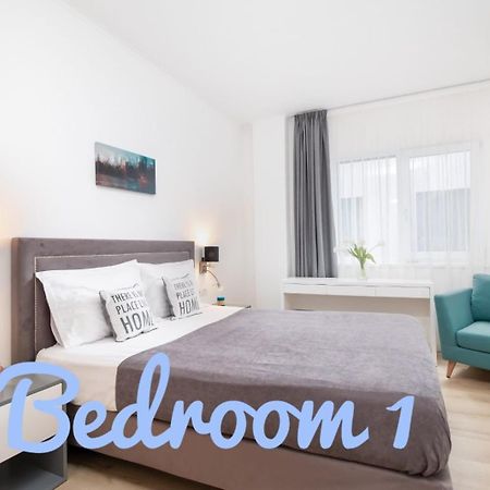 Charlotte Piata Unirii - Free Private Parking 2Bedrooms Apartment Орадя Экстерьер фото