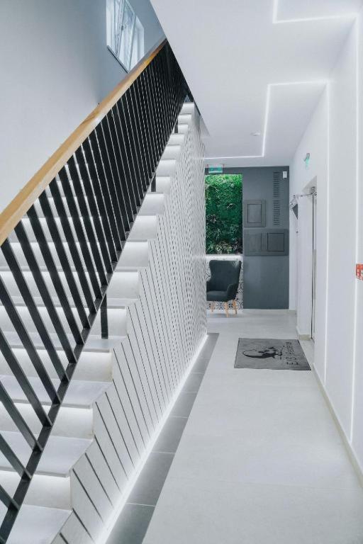 Charlotte Piata Unirii - Free Private Parking 2Bedrooms Apartment Орадя Экстерьер фото
