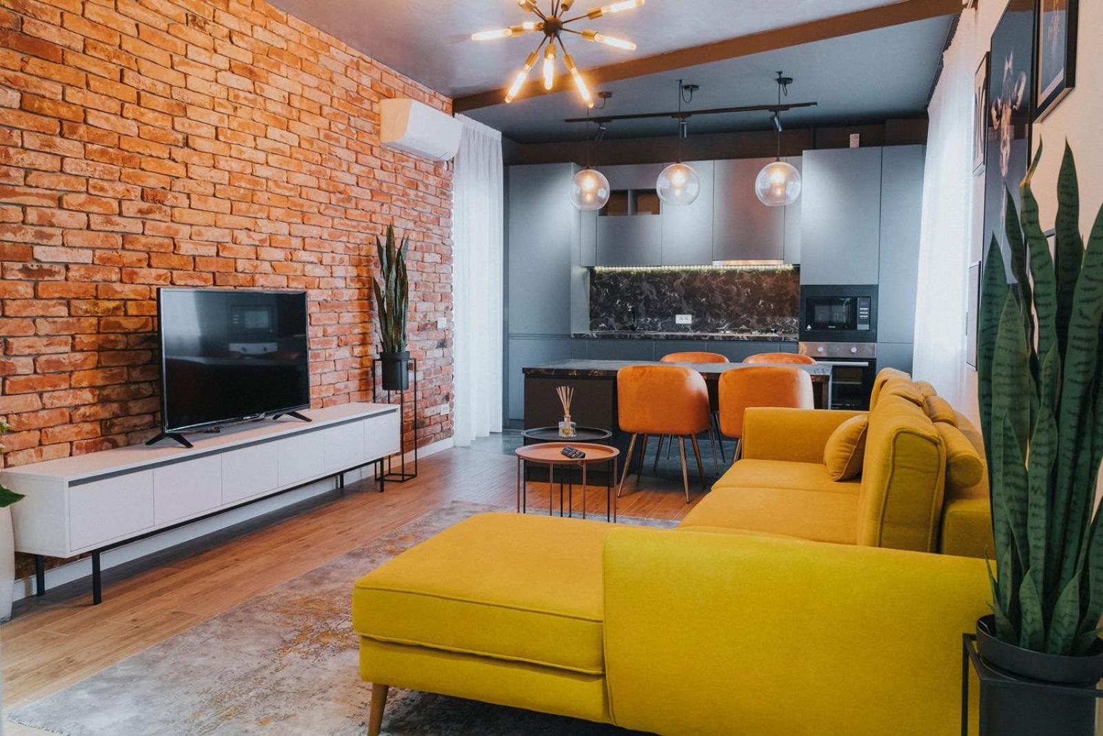 Charlotte Piata Unirii - Free Private Parking 2Bedrooms Apartment Орадя Экстерьер фото