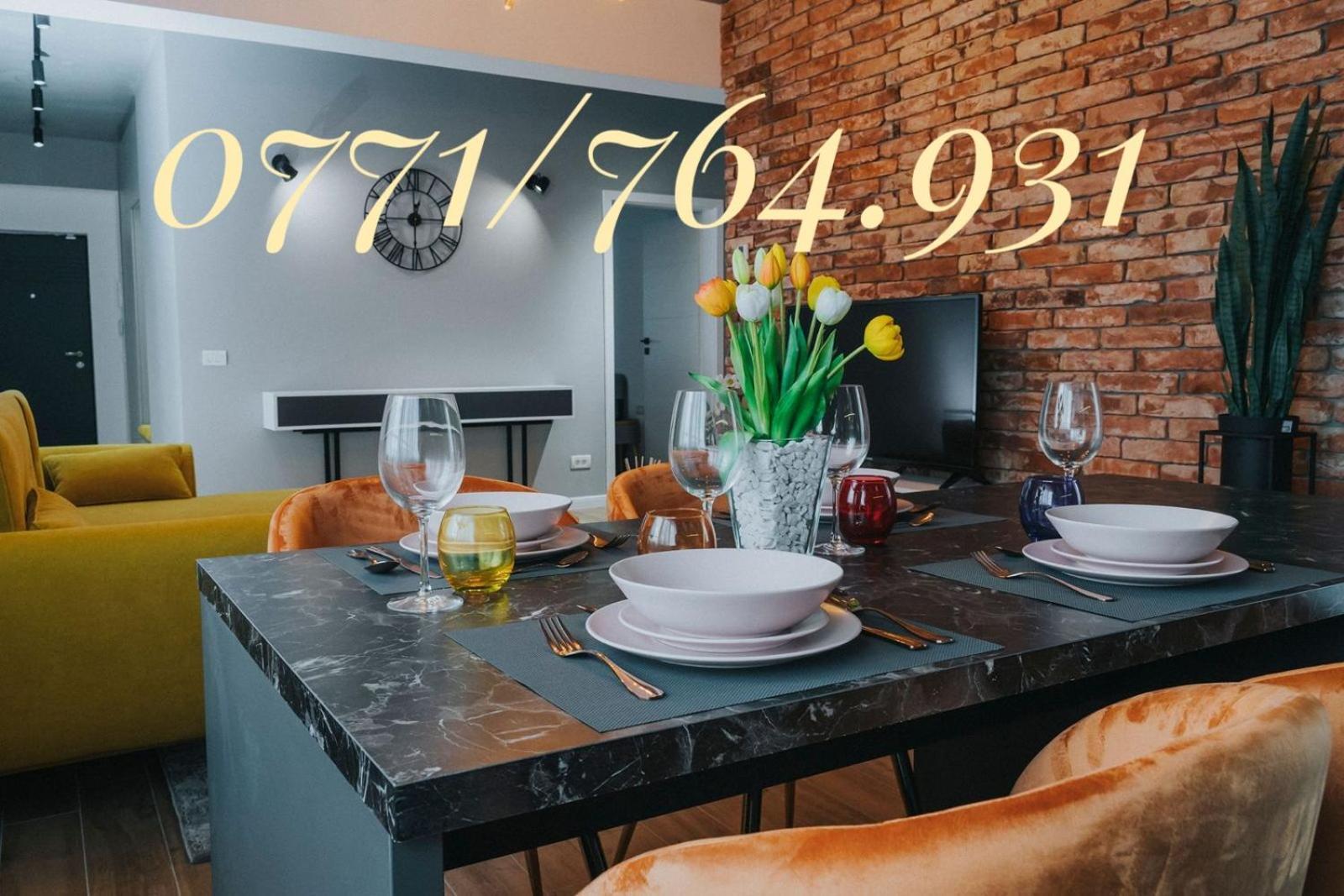 Charlotte Piata Unirii - Free Private Parking 2Bedrooms Apartment Орадя Экстерьер фото